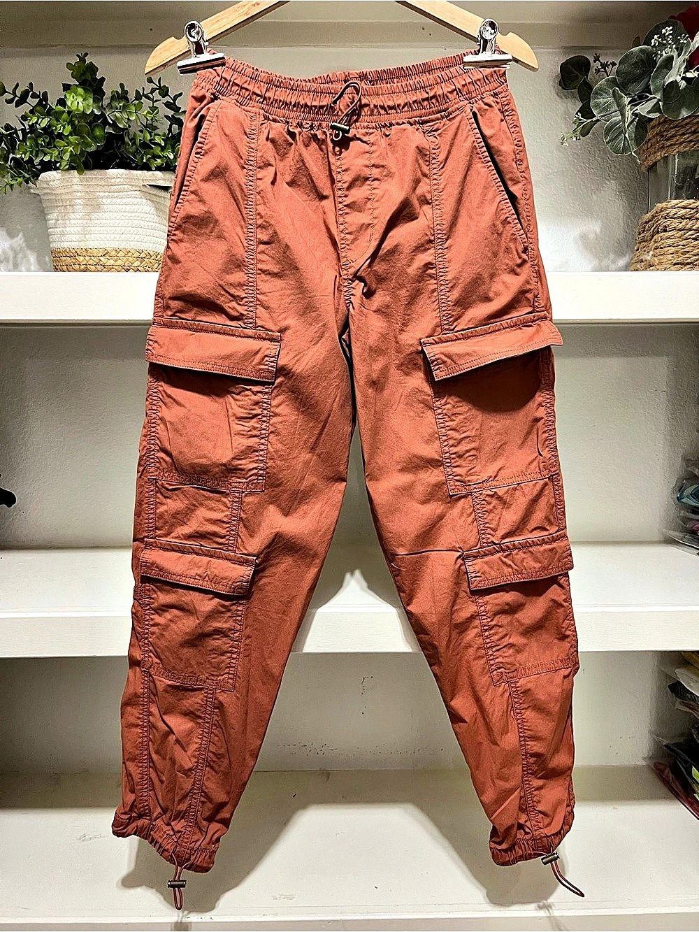 Arizona Cargo Jogger Pants in Brown Size XS Like New